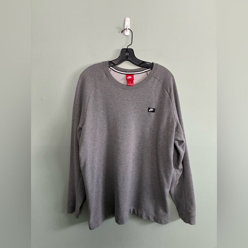 Nike Sportswear Men’s Fleece Crew Neck Sweatshirt Zipped Back Pocket Grey XL